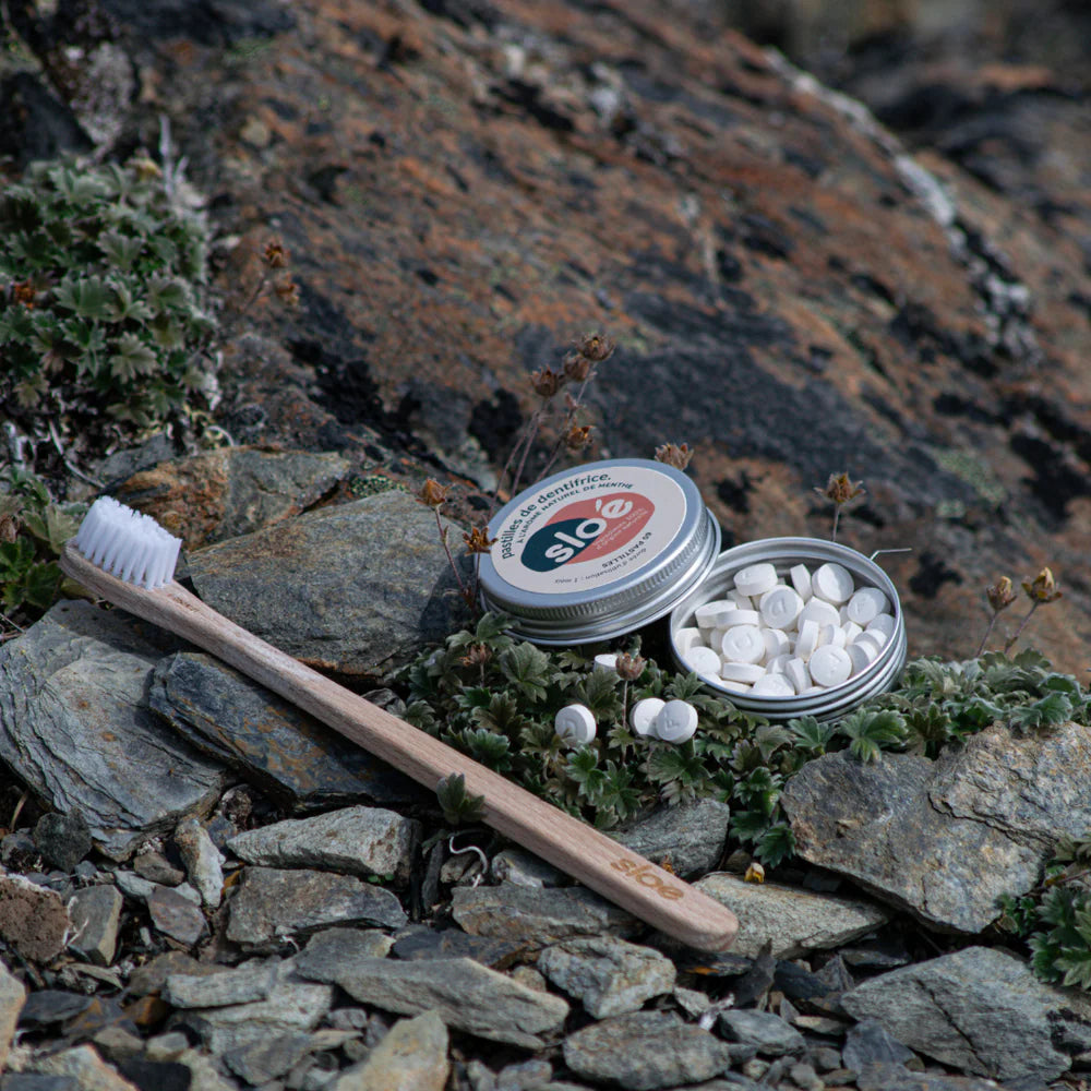 Dentifrice en pastilles naturel – Zéro déchet, pratique & rechargeable