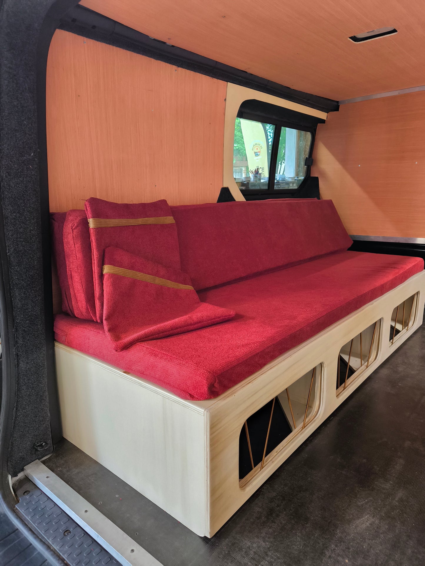 🛏️ Housses & Mousses sur mesure – Confort et qualité pour tous vos lits de van