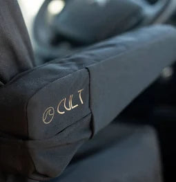 Housse d’accoudoir CULT – Protection & confort nomade